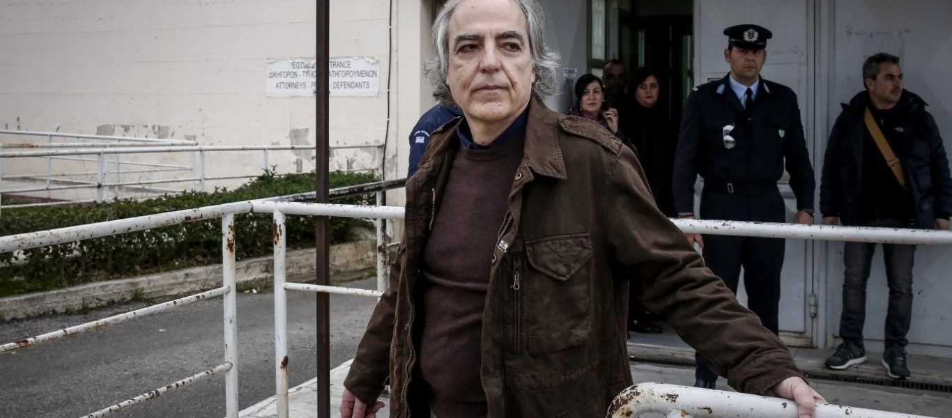 Πως τα «έκανε θάλασσα» η κυβέρνηση Μητσοτάκη στην περίπτωση Κουφοντίνα: Ψήφισαν νόμο που δικαιώνει τον «Λουκά» της 17Ν